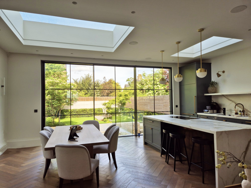 Cortizo CorVision doors Sliding - Aluminium sliding doors for a London Extension